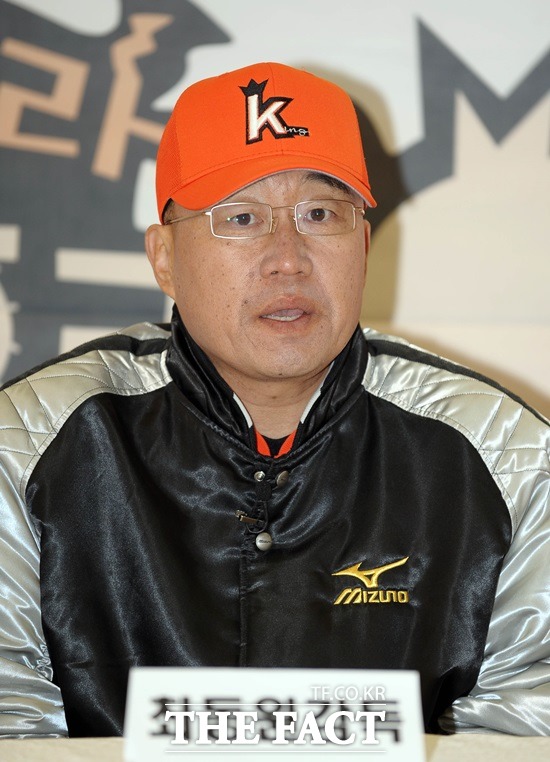 故 최동원, 야구계의 전설. 故 최동원은 지난 2007년 프로야구 한화 이글스 2군 감독으로 부임한 바 있다. /더팩트 DB
