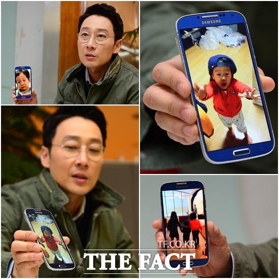 우리 아이들 예쁘죠 이휘재가 쌍둥이 형제들을 자랑하는데 여념이 없다. / 이새롬 기자