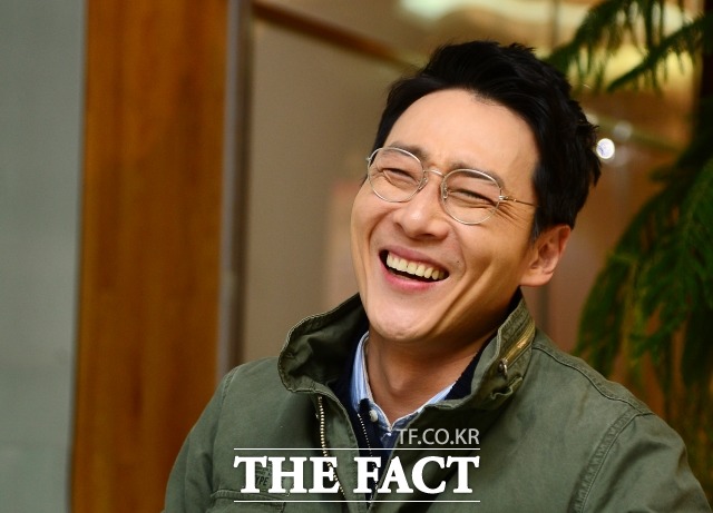 서언이 서준이만 생각하면 웃음이 이휘재가 아이들을 얘기하며 밝게 웃고 있다. / 이새롬 기자