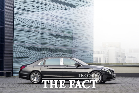 메르세데스 벤츠는 2015 서울모터쇼에서 더 뉴 마이바흐 S클래스와 더 뉴 메르세데스 AMG GT, 더 뉴 S500 플러그인 하이브리드를 포함한 베스트셀링 세단과 SUV, 드림카, 고성능 AMG 모델 등 약 20여 개의 모델을 선보인다. / 벤츠 코리아 제공