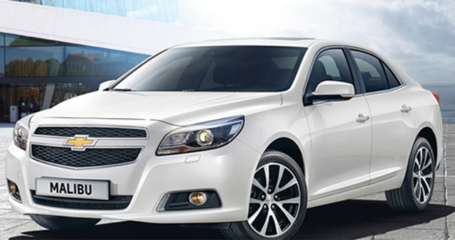 신형 말리부, 가벼워졌다! 신형 말리부가 누리꾼들의 관심을 받고 있다. 신형 말리부의 획기적인 변화는 중량 감소로 무려 136kg을 감량했다. /쉐보레 홈페이지 갈무리