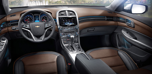 말리부의 변화! 말리부 신형이 공개돼 누리꾼들의 눈길이 쏠리고 있다. 말리부 신형은 기존 말리부의 느낌과 전혀 다른 스타일 변화를 시도했다. /쉐보레 홈페이지 갈무리