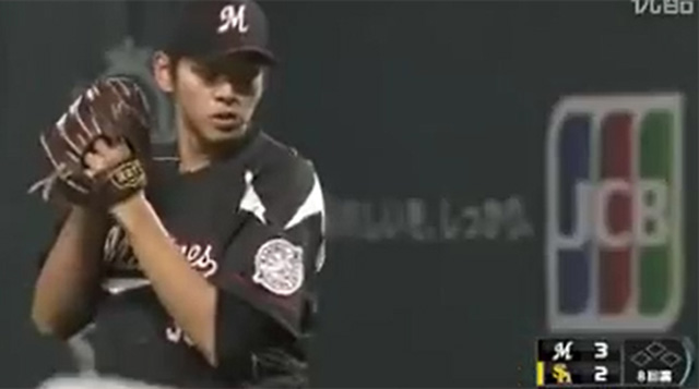 



이대은의 활약! 이대은이 일본 프로야구에서 호투를 이어 가자 누리꾼들의 관심이 쏠리고 있다. /유튜브 영상 갈무리