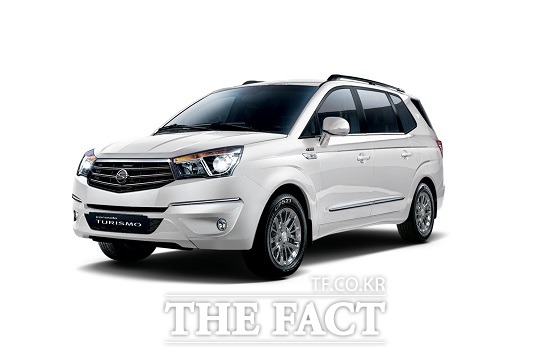 쌍용차, 코란도 투리스모 익스트림 출시 쌍용자동차가 합리적인 가격에 높은 상품성으로 새롭게 탄생한 투리스모 익스트림을 출시, 전국 영업소에서 판매를 시작한다고 6일 밝혔다.