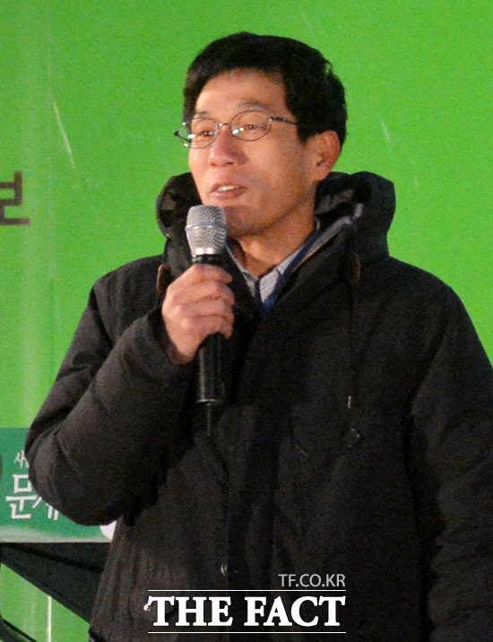 충암고의 급식 논란에 동양대 진중권 교수가 쓴소리를 남겼다. /문병희 기자