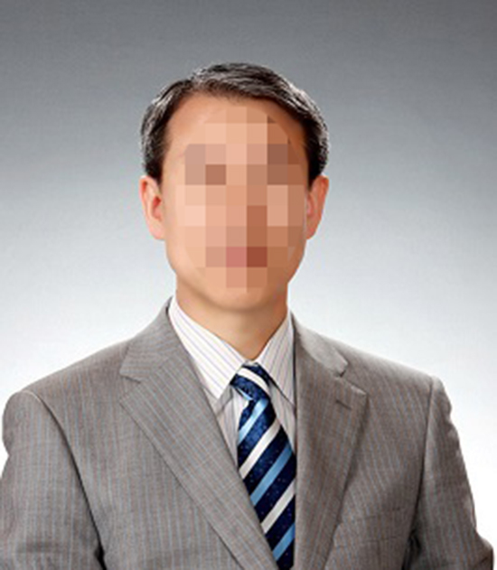 충암고 교감 공식 입장. 충암고 교감이 공식 입장을 발표했다. 충암고 교감은 사과의 뜻을 전하며 사실은 언론이 밝힌 내용과 다르다고 말했다./충암고 홈페이지 캡처