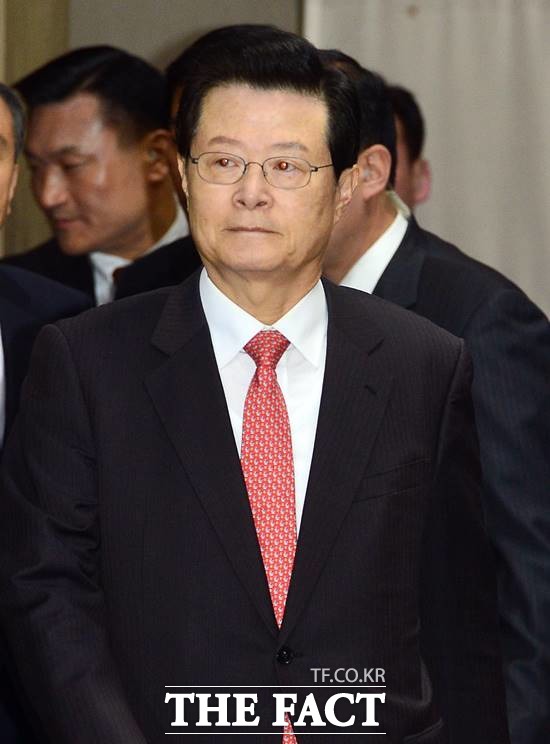 허태열, 그는 누구? 성완종 전 경남기업 회장이 숨지기 전 전 청와대 비서실장과 허태열 전 청와대 비서실장에게 억대의 돈을 건넸다고 폭로했다는 기사가 보도된 가운데 허태열 전 비서실장에게 관심이 쏠리고 있다. / 임영무 기자