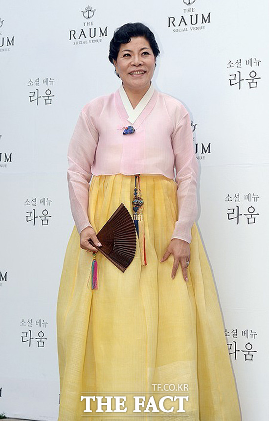 박술녀 관심 집중! 박술녀는 한복 다자이너로 유명하다. /더팩트 DB