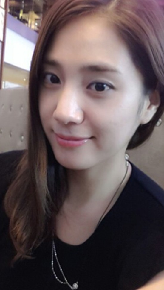 김진표 아내 윤주련. 김진표 아내 윤주련이 배우로 활동한 경력으로 주목을 받고 있다. /윤주련 블로그