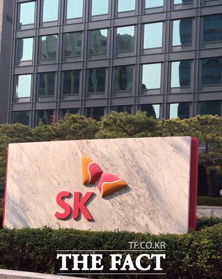 SK C&C-SK 합병…주주가치 제고할 것 SK C&C와 SK㈜는 미래 신성장동력 확보 및 지배구조 혁신을 통한 주주 가치 제고를 위해 통합법인을 출범한다고 20일 밝혔다./ 더팩트 DB