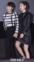 [TF클릭] 김혜수-김고은, '표정도 스타일도..우린 닮아가지요!'