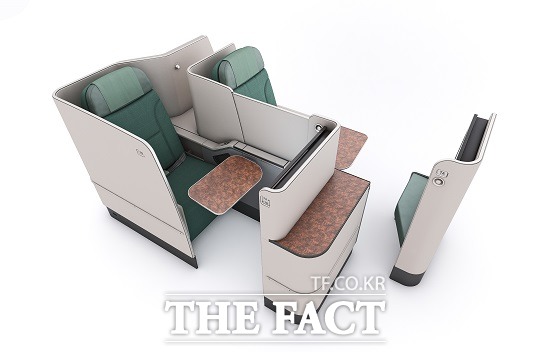 대한항공은 A330-300 기존 항공기에 전좌석 최첨단 주문형 오디오비디오(AVOD) 시스템, 무드조명, 외부조망 카메라, LED 개인독서등, 기내전원 공급장치 등 다양한 고객 편의시설을 갖춘 데 이어 새로 선보이는 비즈니스 좌석인 프레스티지스위트 좌석을 장착하는 등 성능 강화형 기종의 기내 환경을 대폭 업그레이드했다.