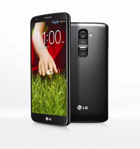 LG G2는 LG전자의 트레이드마크인 후면키 디자인이 적용된 첫 번째 스마트폰이다.