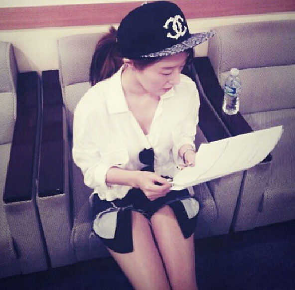 나비 가창력 인정받아도 여전한 몸매 관심. 나비가 아름다운 몸매로 눈길을 끌고 있다./ 온라인 커뮤니티