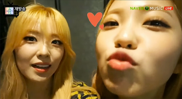 레드벨벳 예리, 아이린. 지난 3월 레드벨벳 아이스크림TV에 레드벨벳의 막내 예리와 리더 아이린의 모습이 공개됐다. /레드벨벳 아이스크림 TV