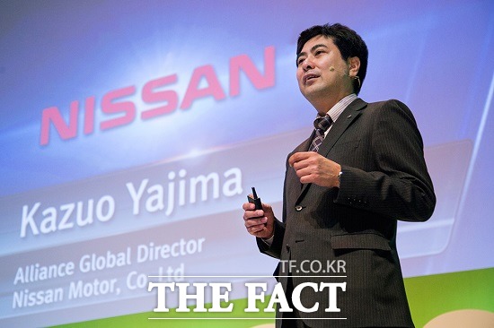 닛산 기술 진화로 전기차 시장 선도할 것 한국닛산이 5일 열린 제28회 세계 전기자동차 학술대회 및 전시회(이하 EVS28) 총회에서 자사의 전기차 시장 리더십 및 미래 기술 방향에 대한 청사진을 제시했다. / 한국닛산 제공