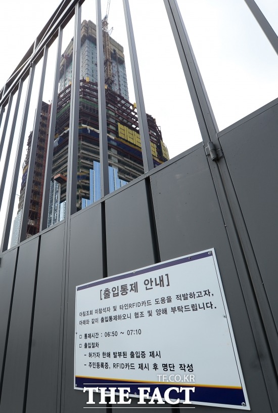 11일 재개장하는 롯데시네마 월드타워점. 롯데엔터테인먼트가 11일 롯데시네마 월드타워점이 재개장한다고 밝혔다./이새롬 기자