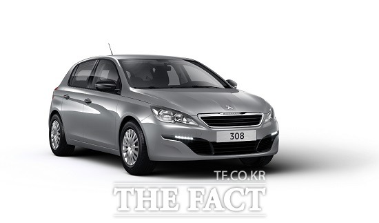 푸조 프리미엄 해치백 뉴 푸조 308 1.6 국내 시장 출사표 푸조의 한국 공식 수입원인 한불모터스는 푸조의 프리미엄 해치백 뉴 푸조 308 1.6과 스마트 에스테이트 모델 뉴 푸조 308SW 1.6을 국내 시장에 출시한다고 12일 밝혔다.  / 한불모터스 제공