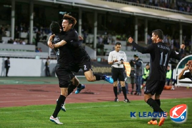 이재명 성남시장의 성남FC. 이재명 성남시장의 성남 FC가 아시아축구연맹 챔피언스리그 8강에 진출할까? /한국프로축구연맹 제공