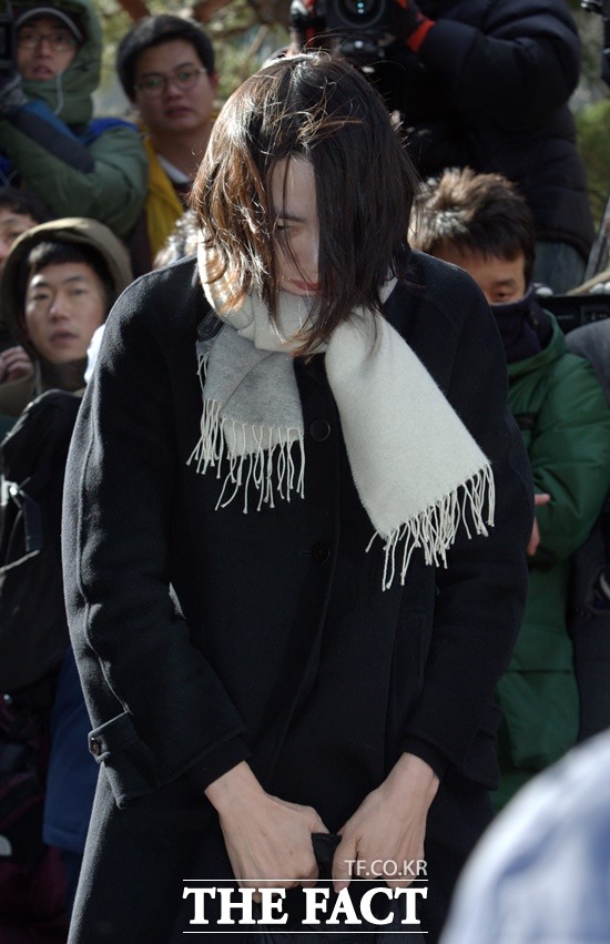 검찰 징역 3년 재판부 결정은 징역 10월·집행유예 2년 조현아 전 대한항공 부사장이 22일 오전 10시 서울고법 형사6부(김상환 부장판사)의 심리로 진행된 항소심 선고공판에서 징역 10월과 집행유예 2년을 선고받았다. / 더팩트 DB