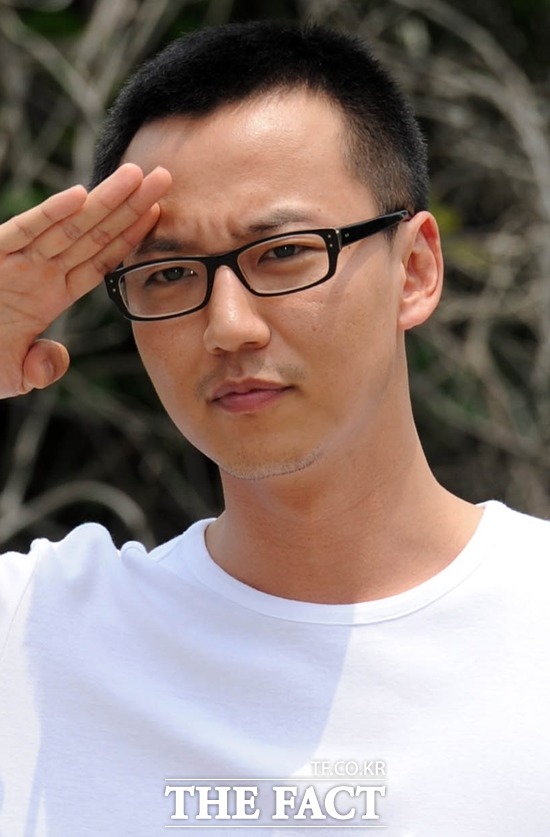 무뢰한 김남길, 탈모 치료 시급해! 무뢰한 김남길이 탈모 치료가 시급한 연에인으로 이름을 올려 눈길을 끌었다. /더팩트DB