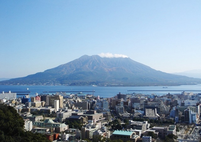 일본 가고시마 화산 분화, 일본지도 상 위치는? 일본지도 상 남쪽에 있는 가고시마 화산 분화로 지역 주민에게 긴급 피난 지시가 내려졌다. /하나투어 블로그 캡처