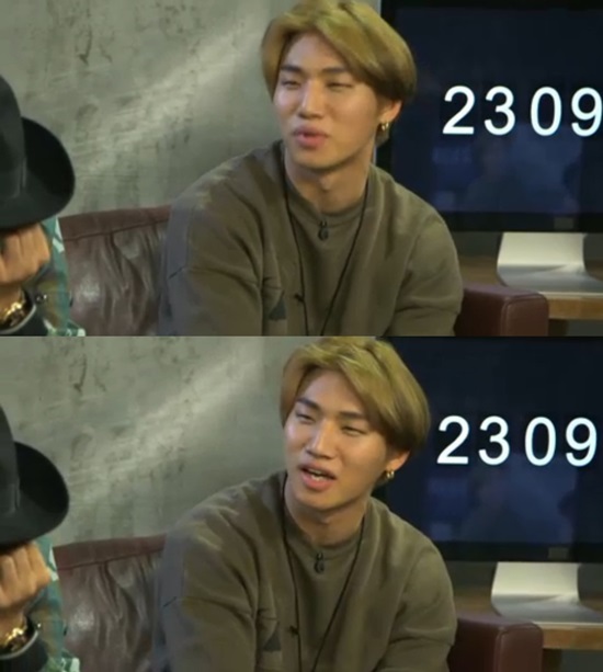 대성 스타일 변신. 빅뱅 대성이 1일 밤 12시 신곡 뱅뱅뱅 음원 공개에 앞서 헤어스타일에 변화를 시도했다. /스타캐스트 방송 화면 캡처