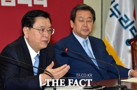 [TF포토] 환담하는 장더장 中 전인대 상무위원장-김무성 대표