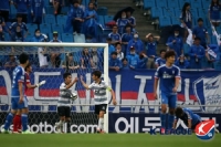  [TF프로축구 KCL 15R] '김두현 동점골' 성남, 수원과 1-1 무승부 '연패 탈출'