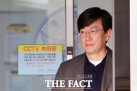 [TF포토] 경찰 조사 마친 손석희 JTBC 사장