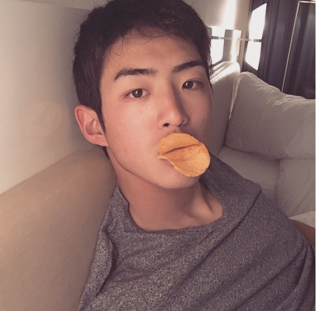 구자욱 일상 모습은? 야구 선수 구자욱이 일상에서 찍은 사진을 공개했다. /구자욱 인스타그램