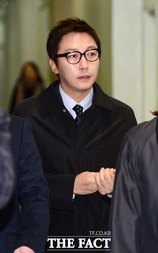 탁재훈, 전부인과 손배소도 합의했나 방송인 탁재훈이 전부인과 언론사를 상대로 낸 손해배상소송 변론기일에 참석하지 않았다. /더팩트DB
