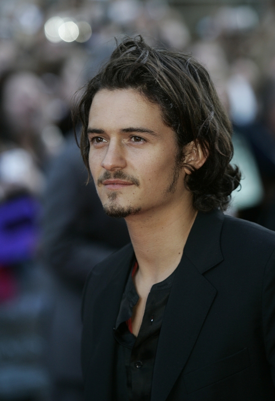 올랜도 블룸, 브라질 모델과 열애? 배우 올랜도 블룸이 열애설에 휩싸였다. /AP통신