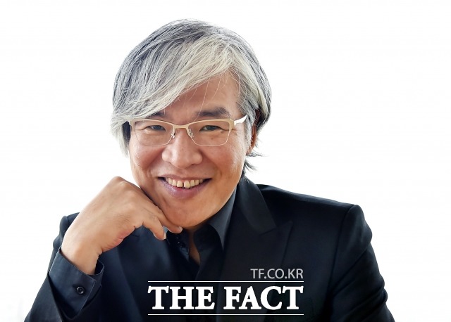 영화 나의 절친 악당들 임상수 감독. 임상수 감독을 지난달 24일 서울 종로구 삼청동 카페에서 만났다. /이새롬 기자