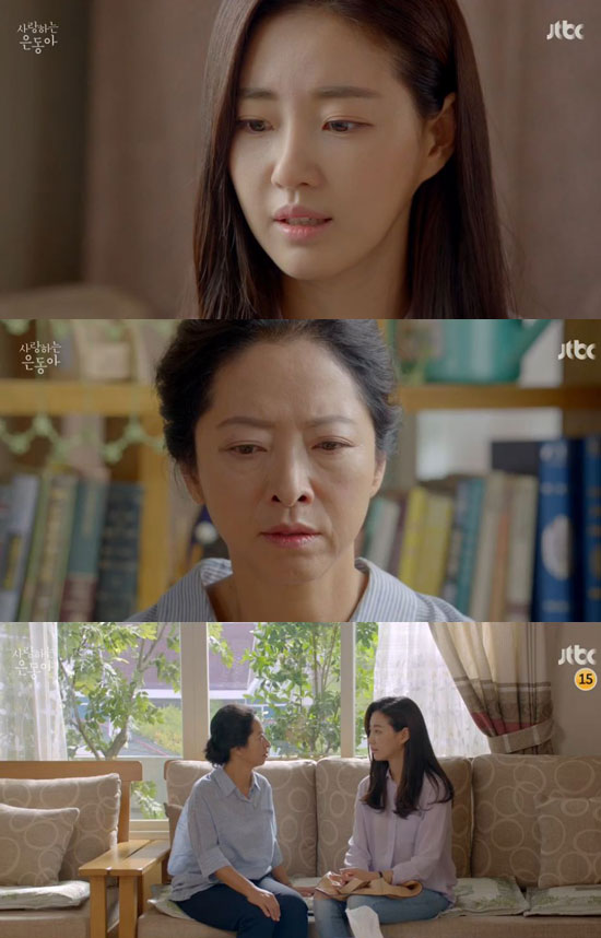 주진모, 아들과 만나게 될까 김사랑이 극 중 엄마에게 자신의 아들이 주진모 자식임을 밝혔다. /JTBC 방송 캡처