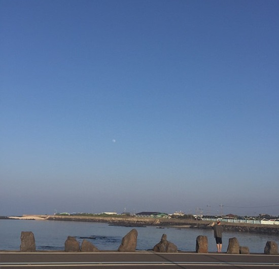 제주도, 로맨틱 지난 6월 자이언티는 제주도에서 찍은 사진을 자신의 인스타그램에 올렸다. /자이언티 인스타그램