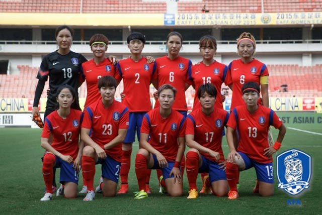한국 북한 여자 축구 우세한 흐름 속 선제골 허용 0 1 전반 종료 축구 기사 더팩트