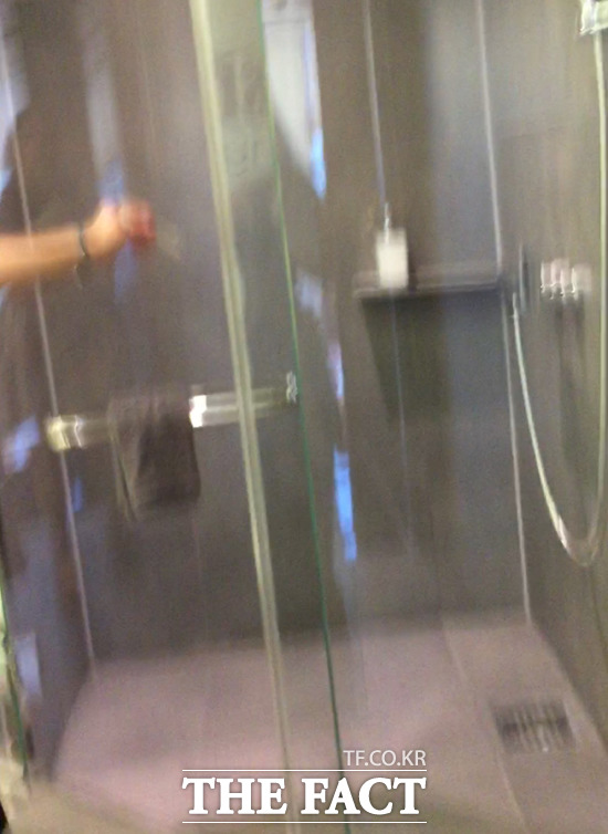 여기서 씻고 왁싱하시면 돼요 은밀한 부분의 체모를 제거하는 과정이다 보니 왁싱 전에도 청결이 중시된다. /서교동=박수민 인턴기자