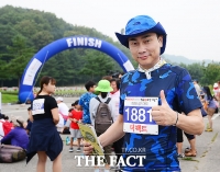 [TF포토] 개그맨 김종하, '더팩트와 함께 하는 현충원 걷기 대회' 최고에요!