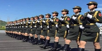  [TF이슈] '중국 열병식' 여군 의장대, 빼어난 미모 '기대'