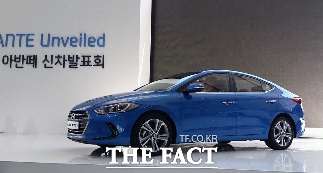 신형 아반떼는 세계 최고의 경쟁력을 갖춘 글로벌 준중형 세단 개발을 목표로 지난 2010년 프로젝트명 AD로 개발에 착수, 5년여 만에 완성된 야심작이다.