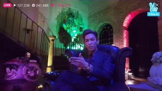 탑이 이상형을 밝혔다. 탑은 여성스러운 여자가 좋다고 고백했다. /네이버 V앱 귀신-귀한 질문 신나게 답해 드립니다 방송화면 캡처