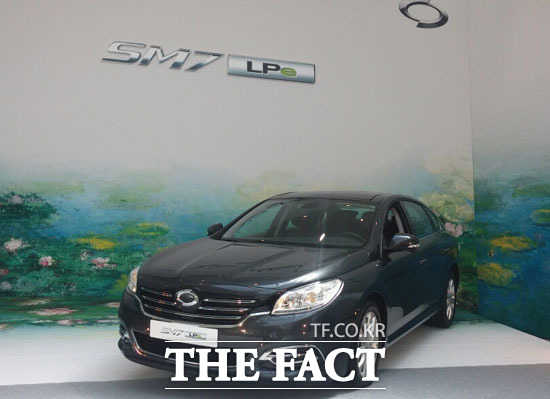 르노삼성자동차는 9월 총 2만 2155대를 판매했다. 가장 많이 판매된 모델은 2306대가 팔린 베스트셀링 QM3이며 LPG 도넛 탱크를 장착한 SM7 Nova LPe도 724대가 판매되는 등 호조세를 보였다./더팩트 DB