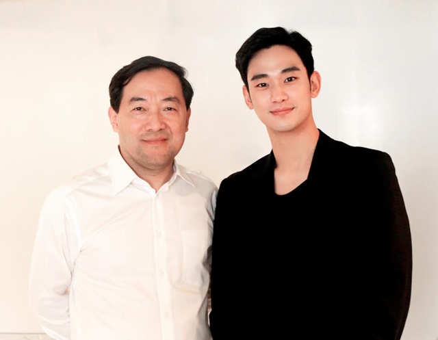 올 하반기 크랭크인하는 김수현 주연의 리얼 김수현 주연의 영화 리얼이 중국 제작사 알리바바 픽쳐스와 투자계약을 성사했다. /키이스트 제공