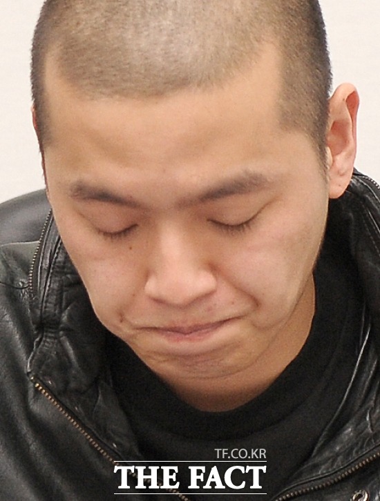 쌈디, 이센스 고충 설명. 래퍼 이센스(사진)의 마약 혐의 관련 공판에 슈프림팀으로 함께 활동했던 쌈디가 증인으로 출석했다. /더팩트DB