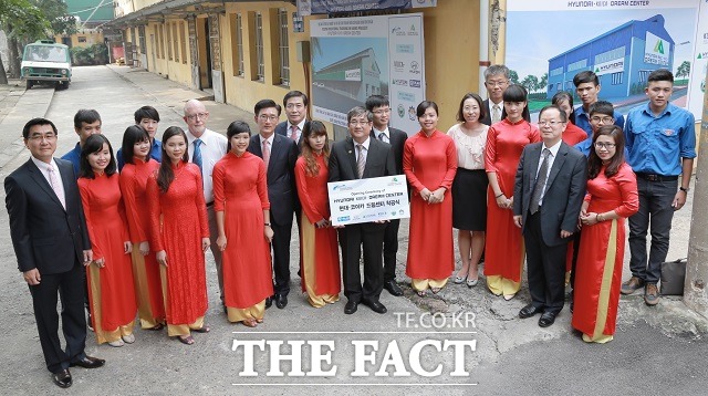 현대자동차그룹이 베트남 하노이에 있는 하노이 공업대학에서 현대·코이카 드림센터 착공식을 진행했다고 21일 밝혔다. / 현대자동차 제공