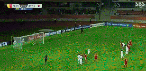 아쉬운 PK 실패! 이승우의 페널티킥이 벨기에 골키퍼의 선방에 막혔다. /SBS 방송화면 캡처