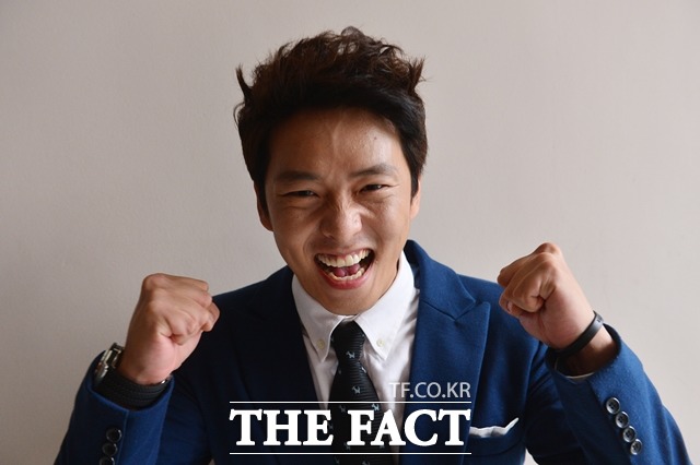 천생 배우 김동윤. 김동윤은 연기를 할 때가 가장 즐겁다고 말했다. /남윤호 기자