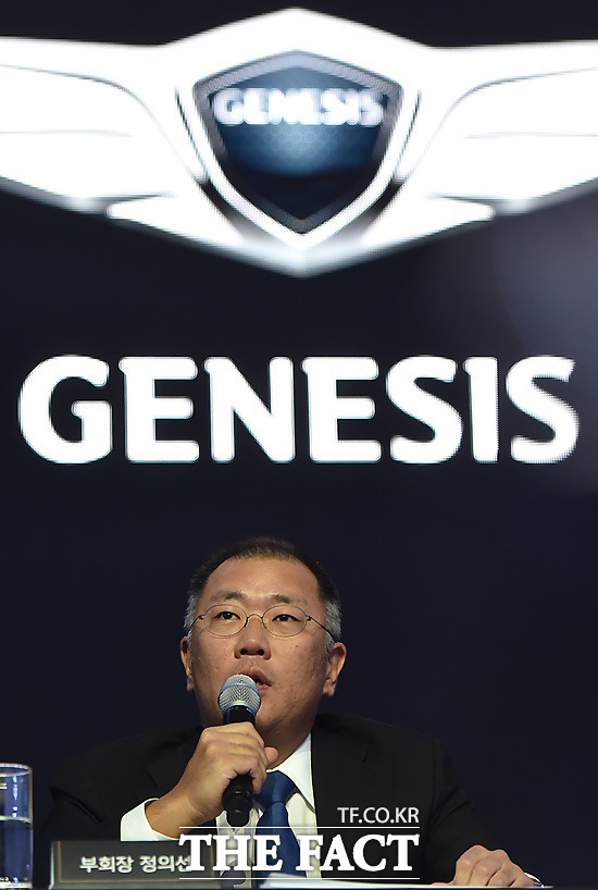 현대기아차가 지난달  독일에서 1만 4131대를 판매,  수입차 판매 1위를 기록했다. 사진은 정의선 현대차 부회장 / 이새롬 기자