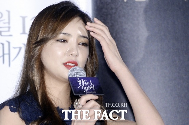 이태임, 교통사고로 부상. 이태임은 10일 교통사고를 당해 이마에 찰과상을 입었다. /더팩트 DB